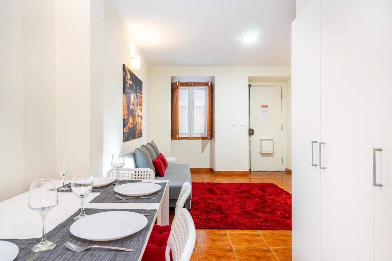 Lisboa, Central Lisbon, Charming Patio House, , Wifi, Air Conditioning, Near Metro, By Ig Exteriör bild
