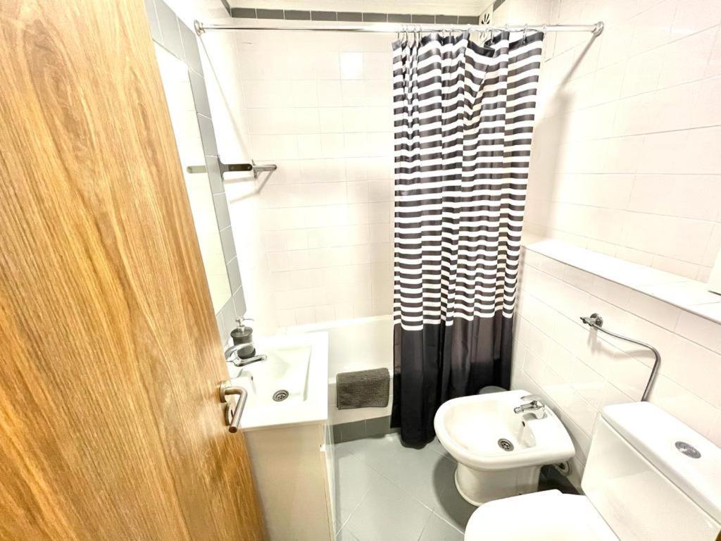 Lisboa, Central Lisbon, Charming Patio House, , Wifi, Air Conditioning, Near Metro, By Ig Exteriör bild